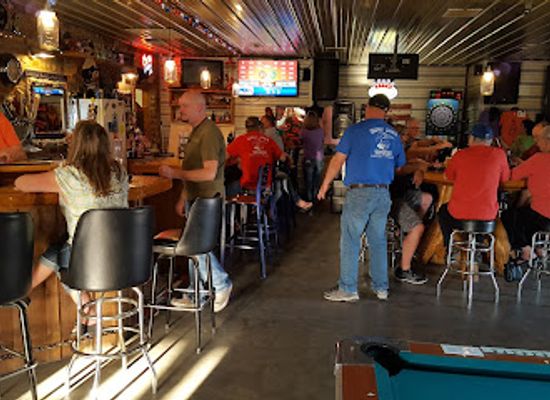 missouri/current-river/bar/happy-jacks-tavern