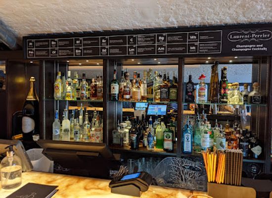 guernsey/les-tielles/bar/balthazar