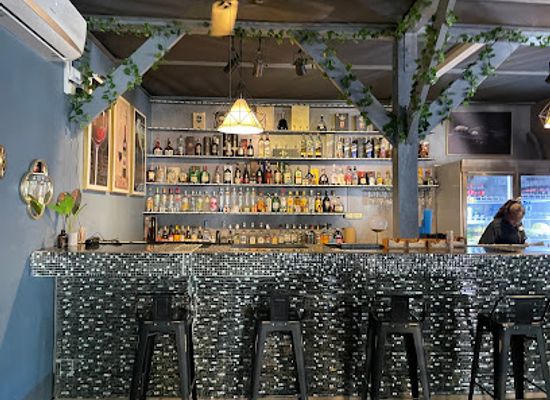 belize/belize-city/yarborough/bar/secret-garden-restaurant-and-bar