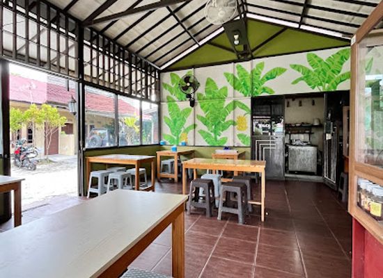 indonesia/central-kalimantan/bar/kedai-memori-daun-pisang-kinibalu