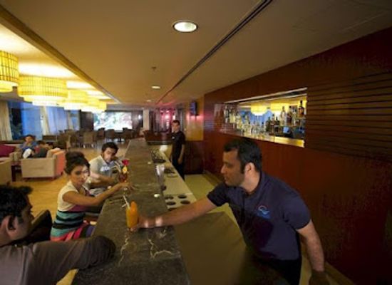 bangladesh/cox-s-bazar/laboni-point/bar/sayeman-sunset-bar-service