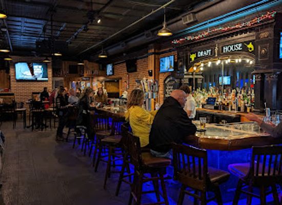 kansas/konza-prairie-biological-station/bar/kite-s-bar-grill
