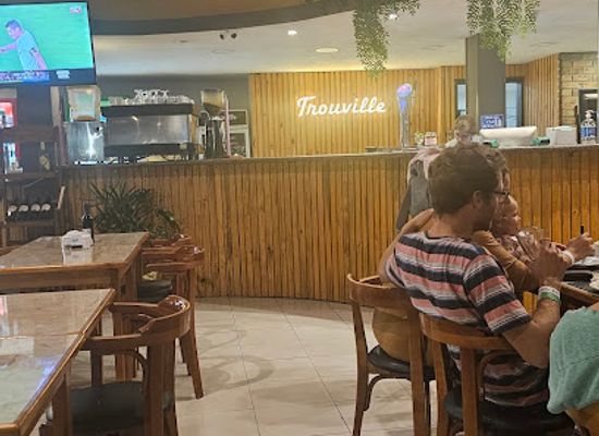 uruguay/termas-de-dayman/bar/trouville