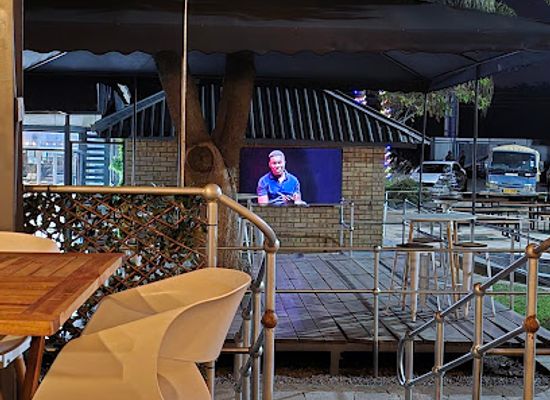 zimbabwe/eastern-highlands/bar/the-courtyard-restaurant-and-bar