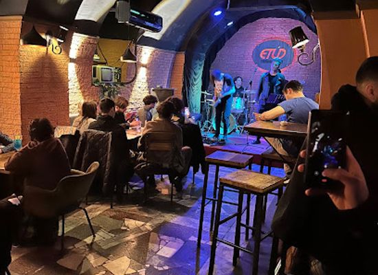 azerbaijan/baku/bar/etud-baku
