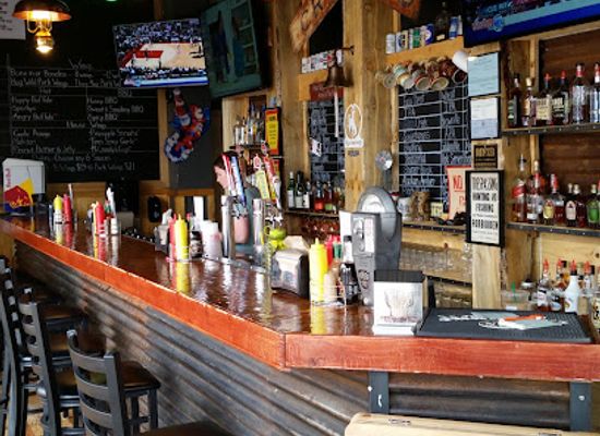 wyoming/albany-county/bar/born-in-a-barn