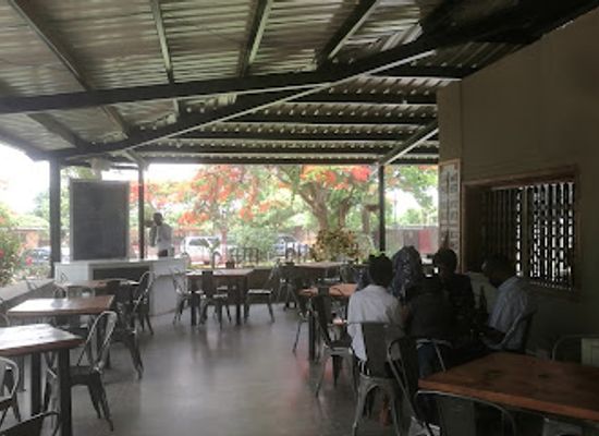 zambia/lusaka/bar/the-orange-tree-public-house