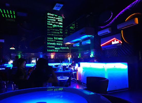 indonesia/east-kalimantan/bar/dejavu-kitchen-bar-ktv-samarinda