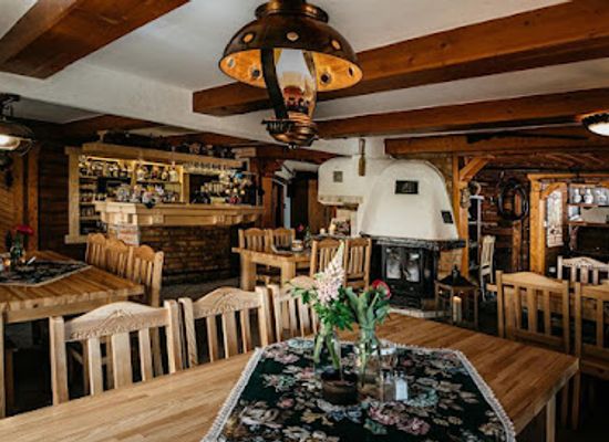 poland/silesian-beskids/bar/chata-na-groniu