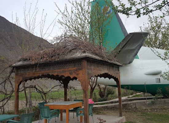pakistan/kalash-valley/bar/fokker-friendship-restaurant-chitral