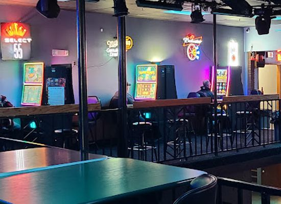 north-dakota/missouri-plateau/bar/dk-s-lounge