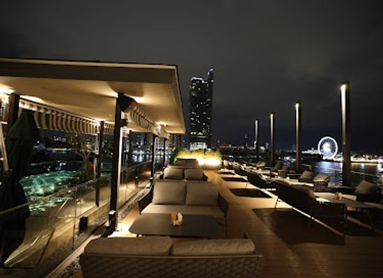 thailand/chao-phraya-river-basin/bar/dark-waters-rooftop-bar
