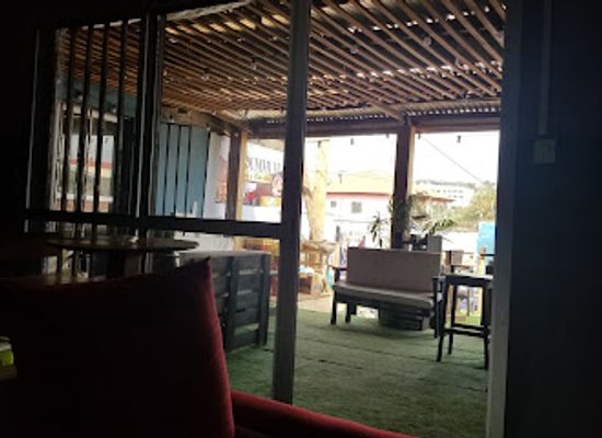 cameroon/yaounde/bastos/bar/le-summum