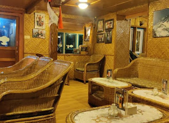 nepal/sagarmatha-zone/bar/the-irish-pub