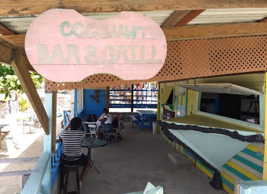 saint-vincent-and-the-grenadines/canouan/bar/coconut-bar-grill