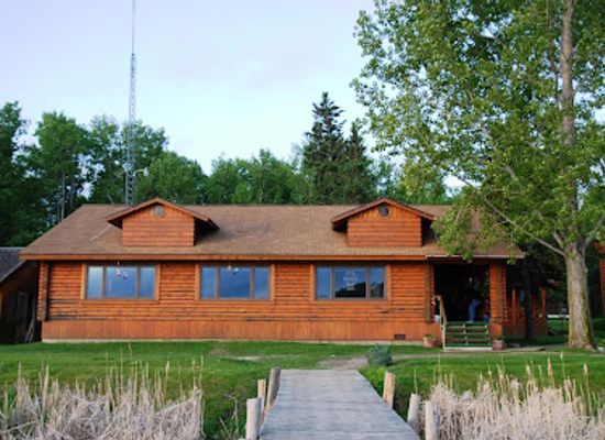 minnesota/lake-of-the-woods/bar/sportsman-s-oak-island-lodge