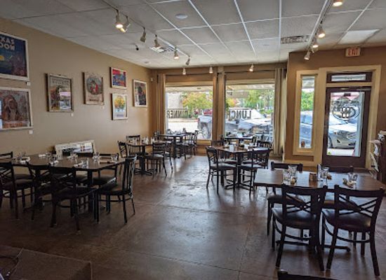 texas/enchanted-rock-state-natural-area/bar/western-edge-kitchen-cocktails