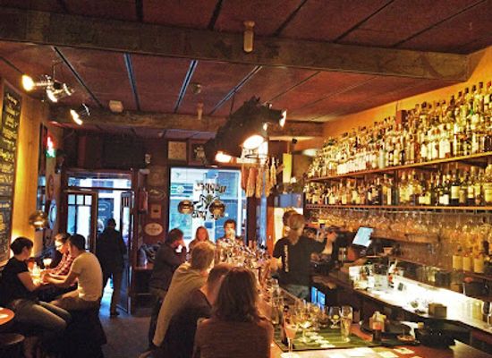 netherlands/the-hague/centrum/bar/huppel-the-pub