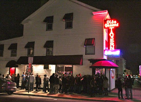 new-jersey/central-jersey/bar/olde-queens-tavern