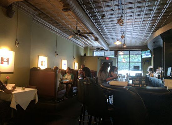 ohio/cuyahoga-valley-national-park/bar/moe-s-restaurant