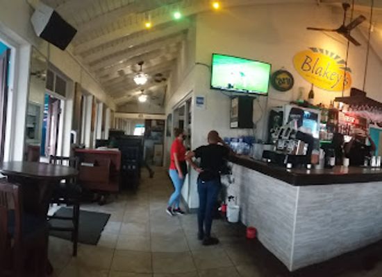 barbados/saint-michael/bar/blakey-s-bar-restaurant