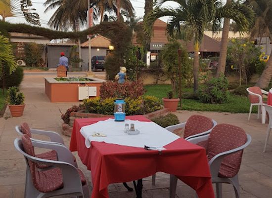 the-gambia/sabach-sanjal/bar/solomon-s-beach-bar-restaurant
