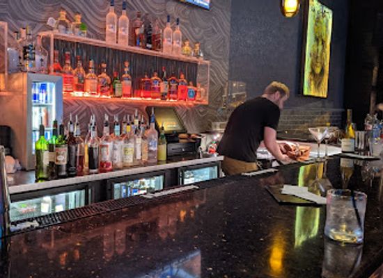 new-york/western-new-york/bar/d-tour-bar-grill