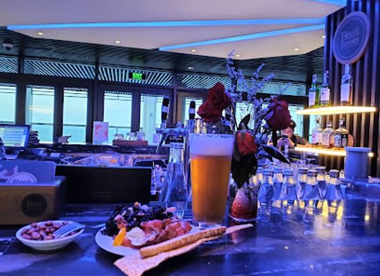vietnam/da-nang/son-tra-district/bar/horizon-bar