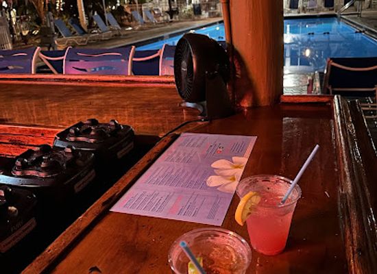 florida/key-largo/bar/holiday-inn-pool-bar