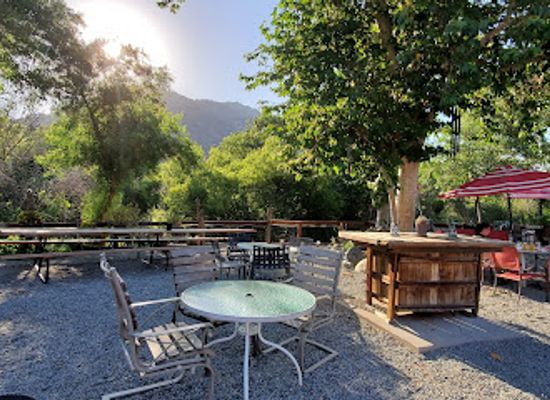 california/sequoia-national-park/bar/ol-buckaroo