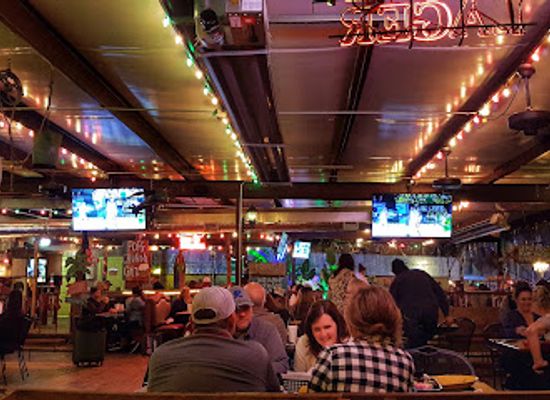 arkansas/texarkana/bar/pops-place