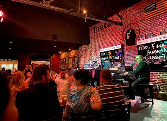 north-carolina/asheville/downtown-asheville/bar/off-the-wagon-dueling-piano-bar-asheville