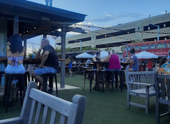 virginia/virginia-beach/oceanfront/bar/the-shack