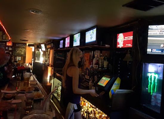 california/huntington-beach/bar/kit-s-place