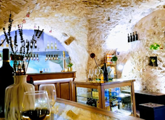 france/verdon-gorge/bar/la-cave-des-moines