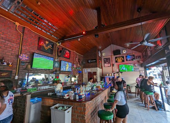 thailand/phuket/bar/heroes-bar