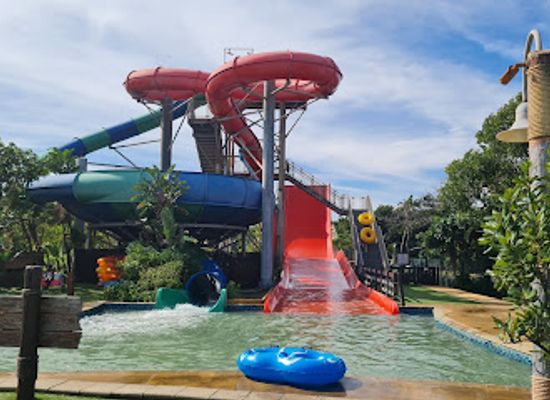 south-africa/wild-coast/bar/wild-waves-water-park-wild-coast-sun