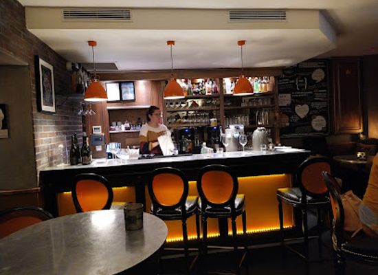 france/dijon/quartier-des-antiquaires/bar/caveau-de-la-chouette