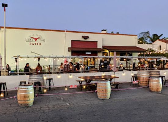 california/santa-barbara/funk-zone/bar/shalhoob-s-funk-zone-patio