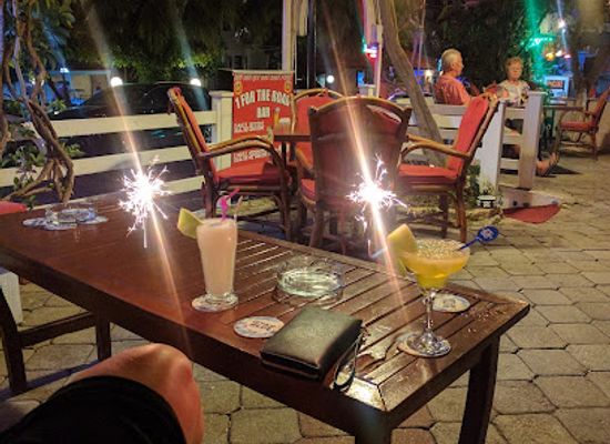 turkiye/oludeniz/bar/1fortheroad-bar