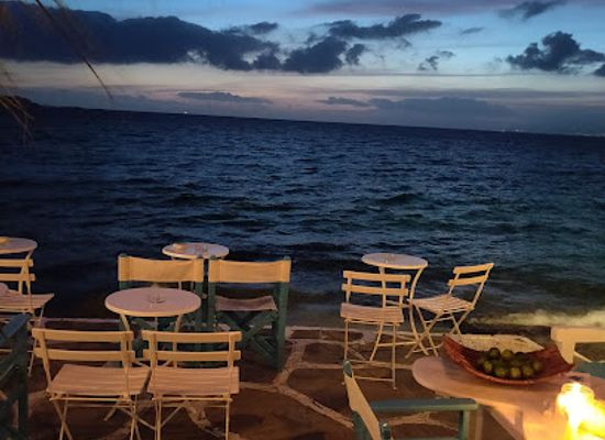 greece/mykonos/agios-ioannis/bar/cerise-bar