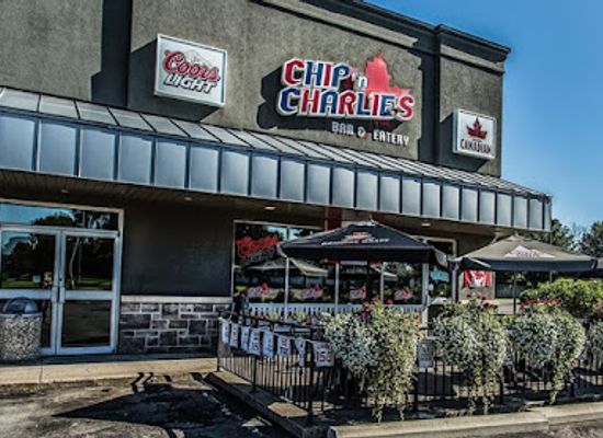 canada/niagara-falls/lundy-s-lane/bar/chip-n-charlie-s-eatery-bar