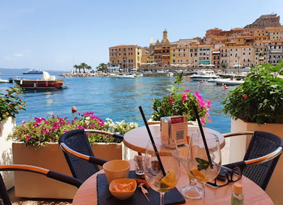 italy/maremma/bar/sparkling-american-bar