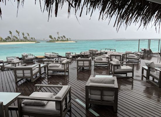 maldives/kaafu-atoll/bar/anchorage-bar
