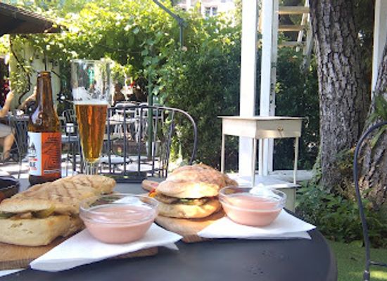 croatia/central-croatia/bar/hendrick-s-gin-garden