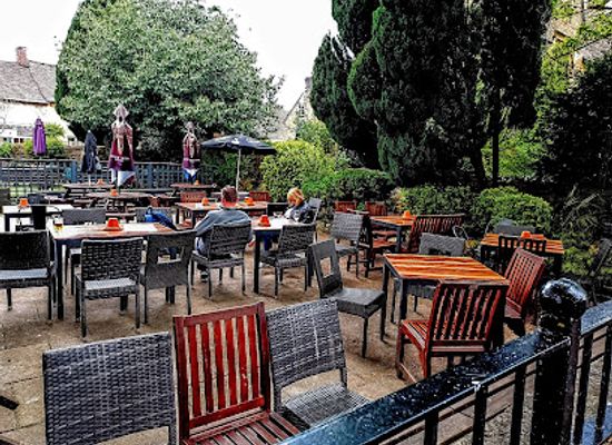 united-kingdom/cotswolds/bar/kingsbridge
