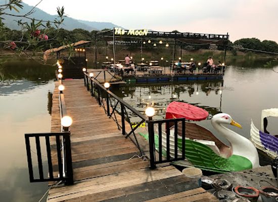 cambodia/pailin/bar/