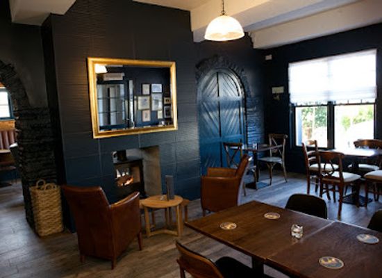 united-kingdom/glamorgan/bar/the-sully-inn