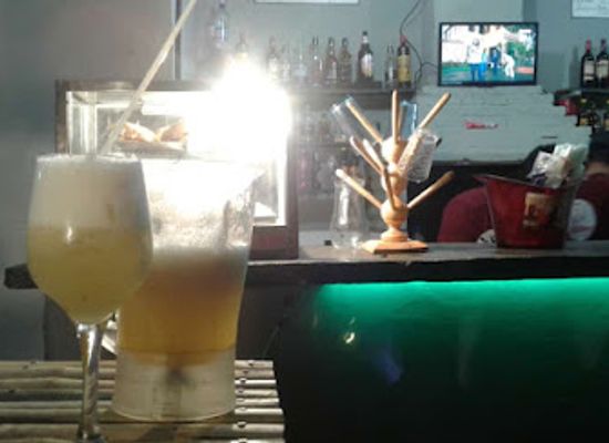 paraguay/cerro-pero/bar/motivos-tragos-y-comidas