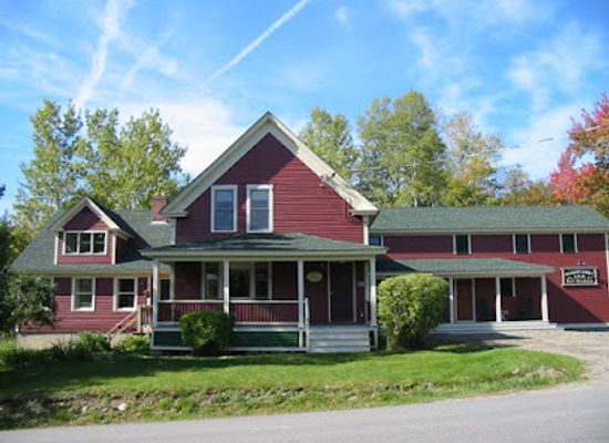 maine/rangeley-lake/bar/pleasant-street-inn-bed-breakfast